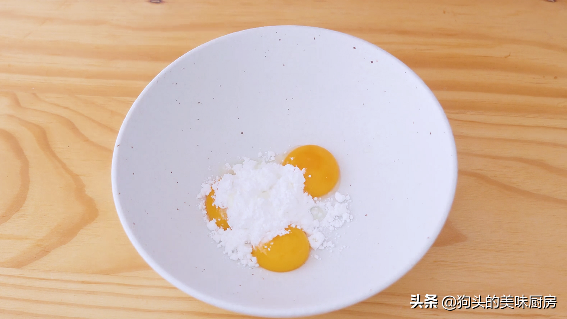 比哈根達斯還好吃，學會不用買，做法配方告訴你，香甜細膩無冰渣