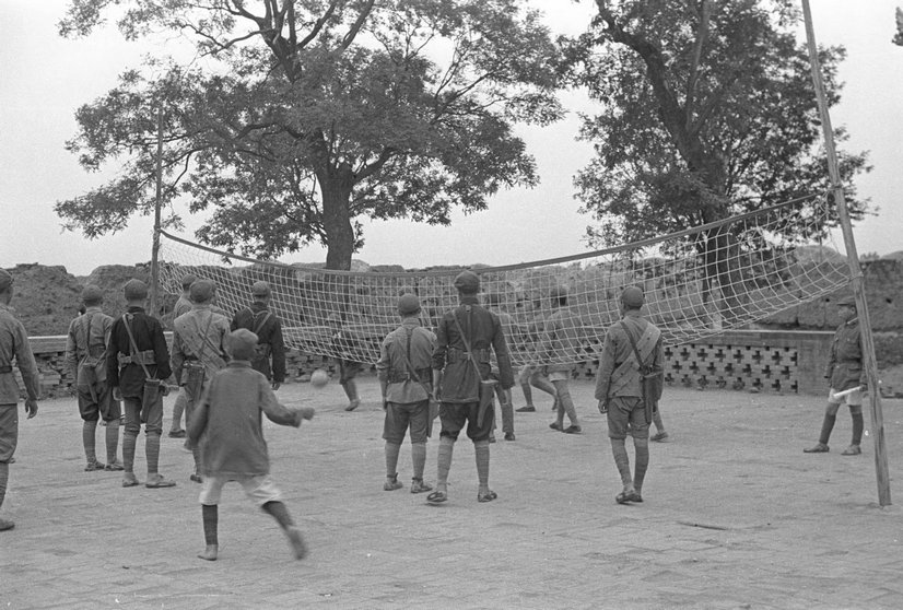 老照片：1937年的陕北红军