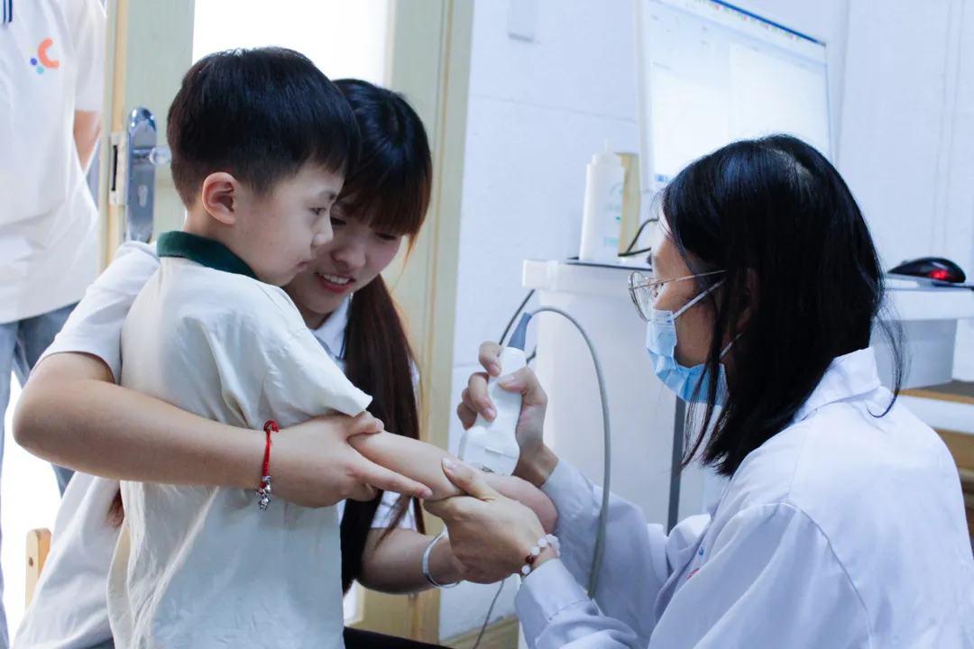 高新区汇爱幼稚园丨体检护航,儿保同行!年度体检日顺利进行