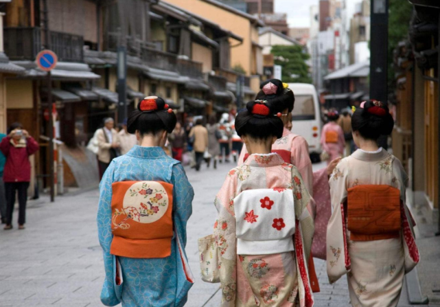 中國上升日本下降，兩國民間相互好感度為何出現反差？ 日大使回應