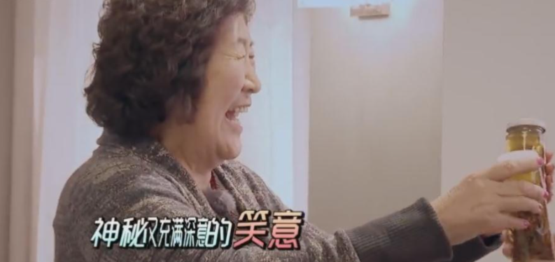 钟丽缇写诗表白丈夫，字里行间暗藏心酸，姐弟恋真的不行了？