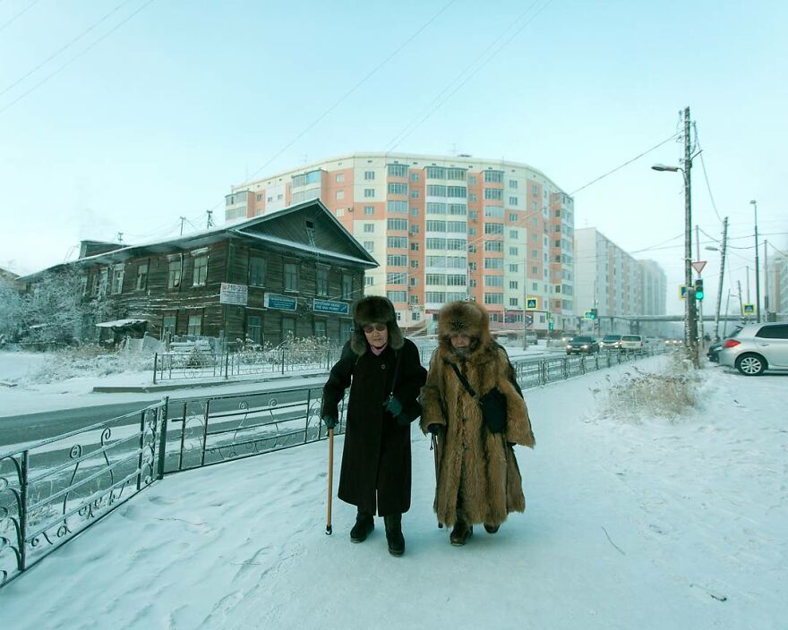 摄影师捕捉了雅库特人民的生活，冬季那里的气温低至-58华氏度