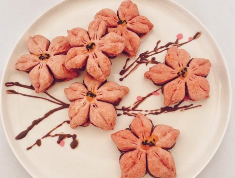 图片[1]-网红桃花酥的做法 造型美观 能酥的掉渣-起舞食谱网