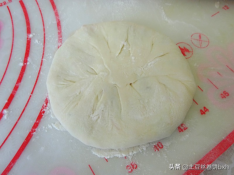 这是孩子超爱的馅饼，香嫩有营养，凉了也软软的，每次至少吃5个