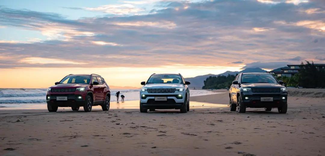 十多万就能买到四驱版？越野世家Jeep的新车你不来了解一下？