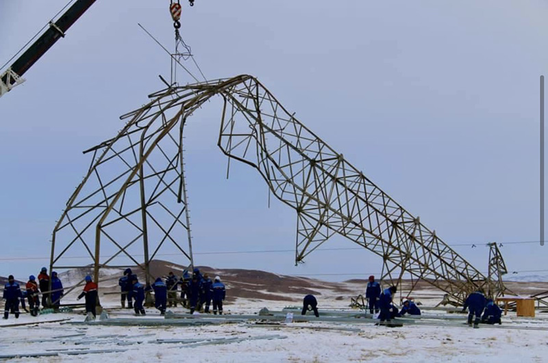 蒙古国遭遇特大沙尘暴 致6人死亡80余人失踪