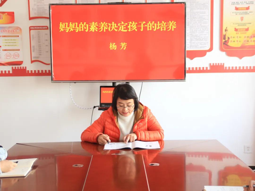 白银市妇联开展“做阅读党员 建书香机关”主题党日活动
