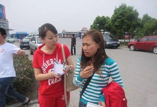 10年前骂杨幂是丑女，励志要嫁给奥巴马的凤姐，