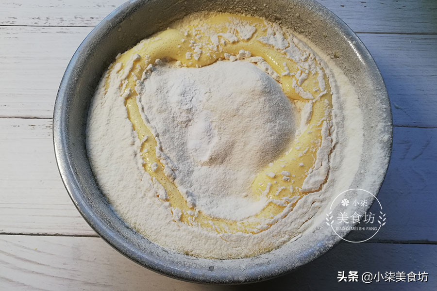 图片[6]-一碗面粉 4个鸡蛋 手指一压 20分钟出锅 比买的零食更健康-起舞食谱网