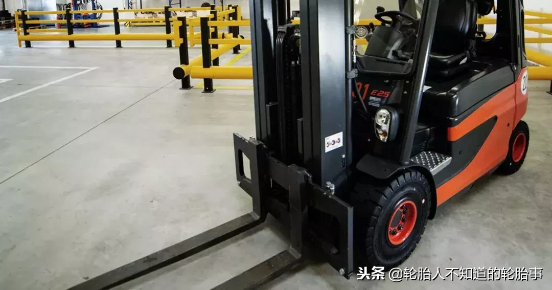 你了解叉车轮胎吗?