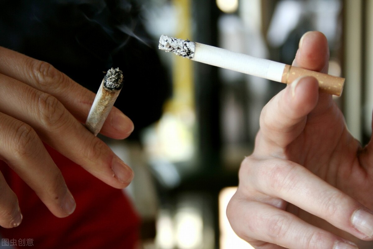 48岁男性，脑梗3次，因心肌梗死再次住院。医生