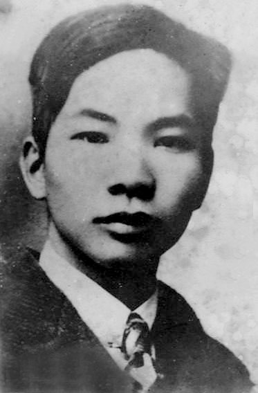 牺牲时怀孕八个月，她对刽子手说：请打我的头，不要打肚子