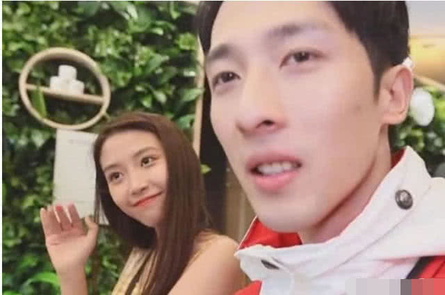 Before half Tibet forest is exposed to the sun, male friendly traffic accident dies, and her be indifferent to sth, change head portrait to prepare to reappear? 