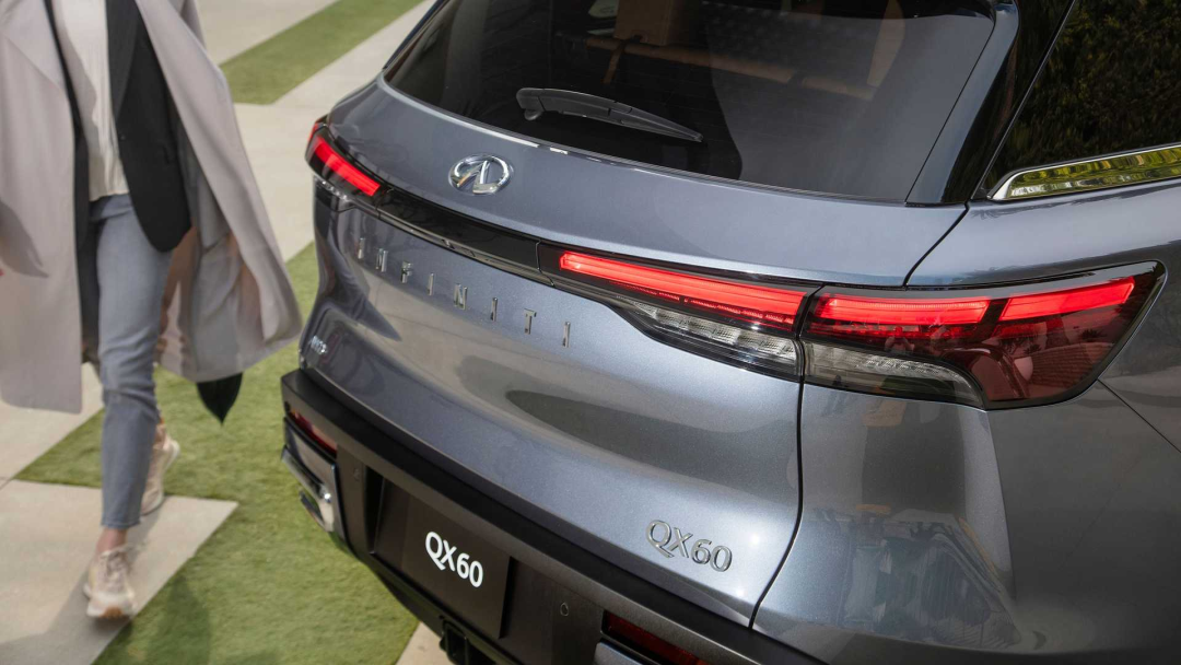 如果國產后售價40萬，你選擇英菲尼迪QX60還是凱迪拉克XT6