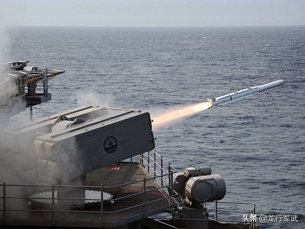 中国海军反舰体系难以威慑美国航母，新型反舰导弹该“转正”了