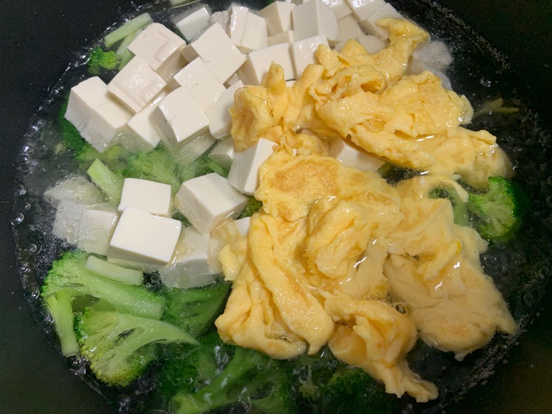 图片[9]-西兰花豆腐鸡蛋汤做法步骤图 营养高又好喝尤其孩子要多喝-起舞食谱网