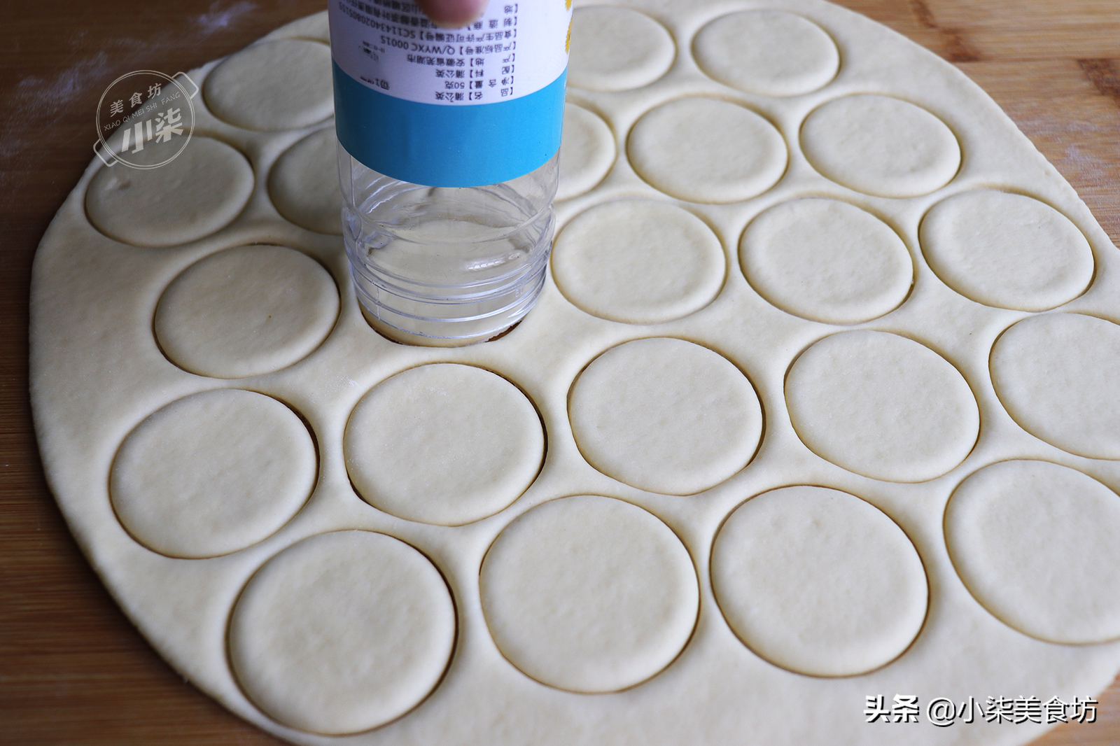 牛奶小餅這種做法火了，不加水不加油，好吃營養易消化，太香了