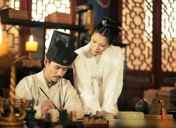 从孤女到皇后,她被丈夫卖到王府,却成为宋代“武则天”-第6张图片-大千世界 从孤女到皇后,她被丈夫卖到王府,却成为宋代“武则天”-第6张图片-大千世界