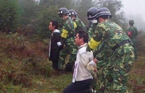 兵马俑有多值钱？陕西农民曾经偷走5件，卖出