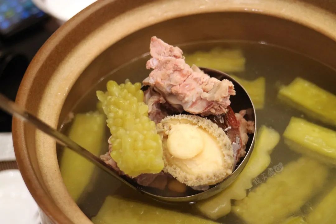 厦门隐藏版正宗广州菜，超过手掌大的富贵虾，告诉你啥是黄金万甲