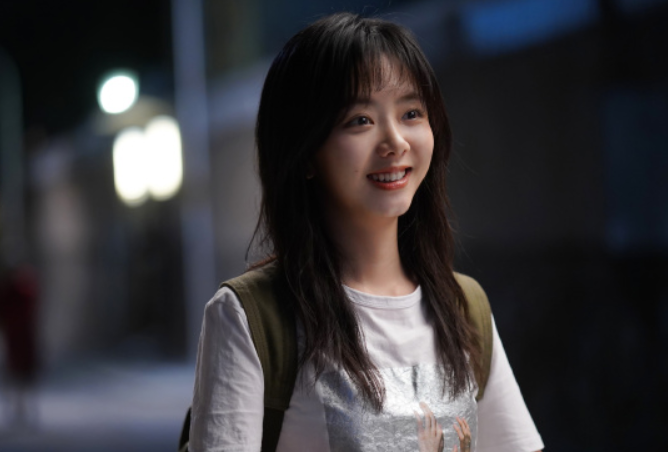 《以家人之名》CP大乱炖，贺子秋的“三无”告白，遭全网嫌弃