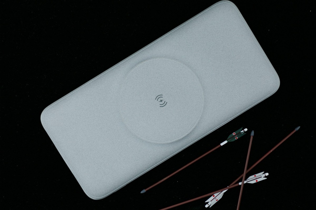 苹果小米华为，手表和电动牙刷都支持 南卡Power3移动电源评测