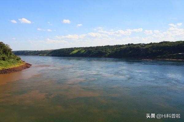 三峽水電站裝機容量世界第一，為什麽發電量還不如伊泰普水電站？