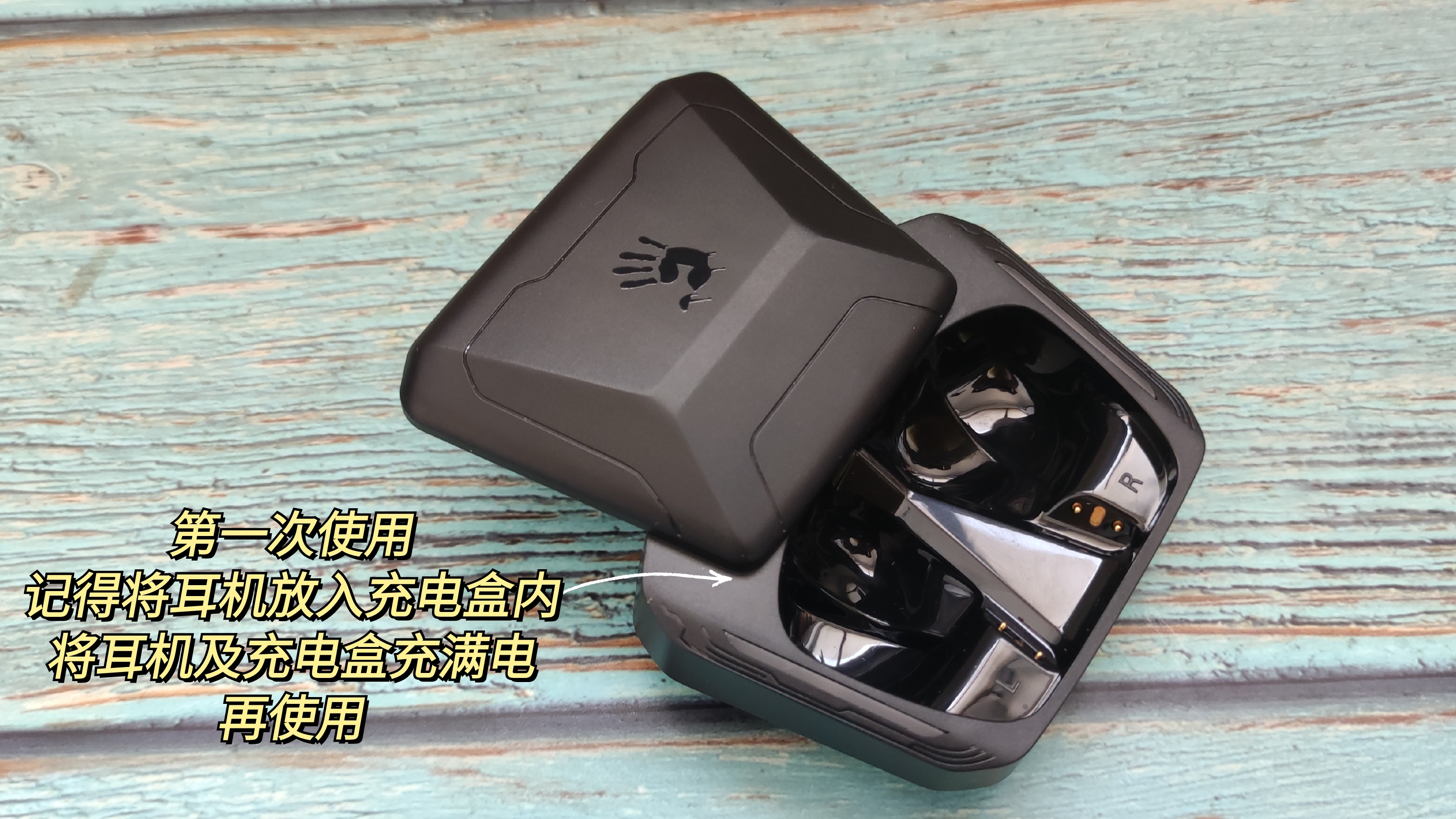 血手幽灵M70游戏电竞真无线蓝牙入耳式耳机游戏开黑必备