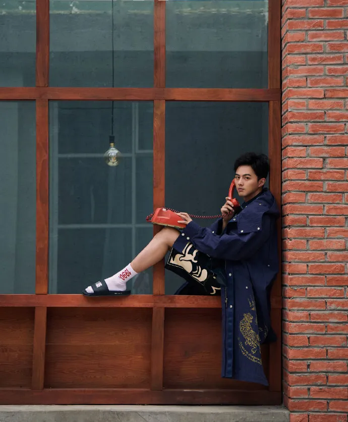 杨紫害惨肖战？蔡徐坤被前公司纠缠？叶祖新无