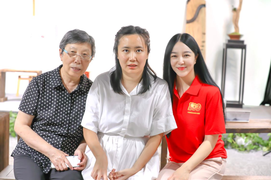 《古筝与爱》青年古筝演奏家岑佳蔚慈善捐赠仪式圆满举办
