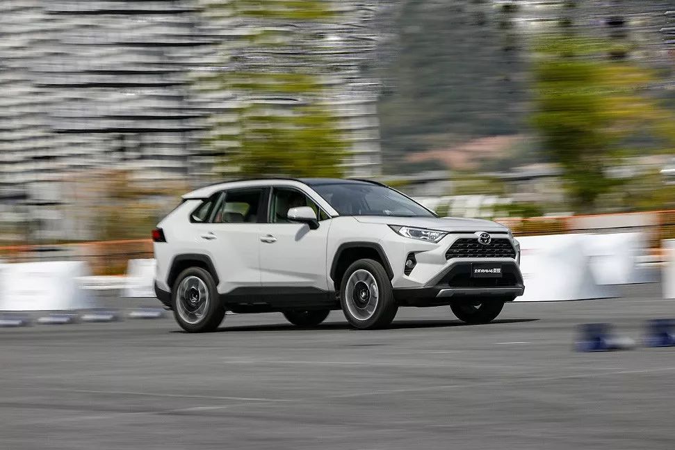 2020年销量最好的15款SUV，哈弗H6销量36.4万辆