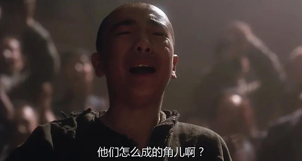 遇贵人王宝强扬眉北影厂，受栽培岳云鹏打脸德云社