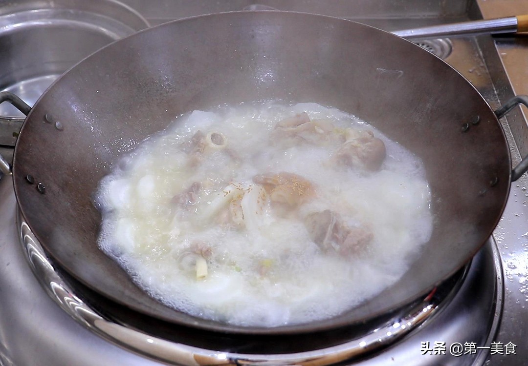 圖片[8]-【燉大骨】做法步驟圖 湯濃無腥味 味道鮮-起舞食譜網