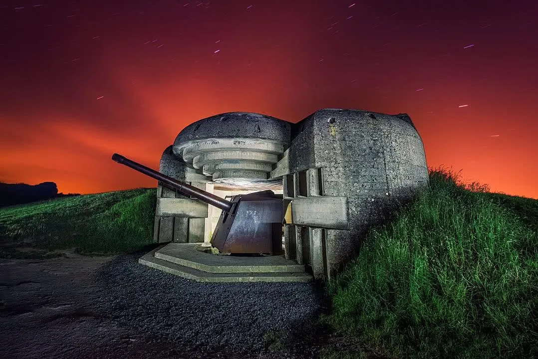 全球最没用的四大军事防线，第3被水枪喷垮，第