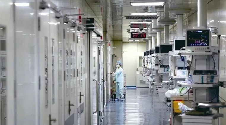 他还没进社会，就欠下几十万的“看病”债