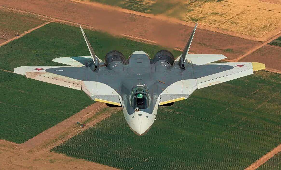 俄罗斯战舰告别“傻大黑粗”：舰体披上“隐身