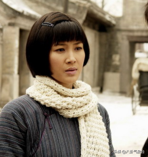 童蕾:25岁和周一围同居,32岁嫁富豪,40岁老公锒铛入狱-幽兰花香