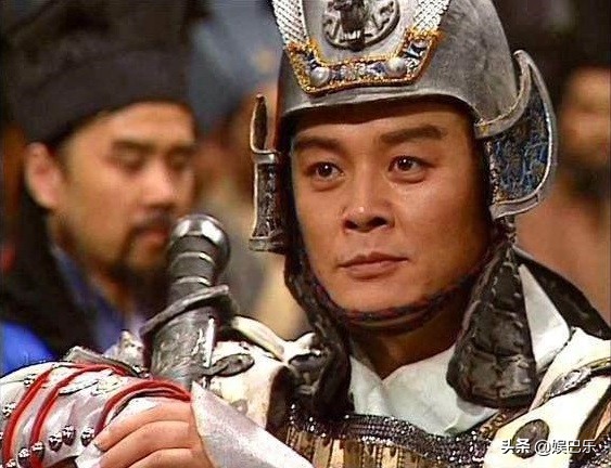 五个版本的周瑜，第一个经典，第三个太矮，你