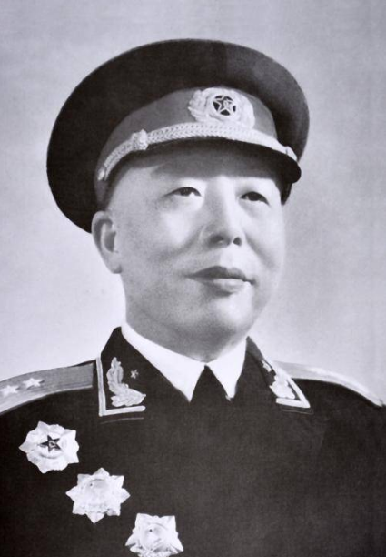 毛主席万里调兵围歼美军王牌，志愿军卧雪死战长津湖，结果如何？