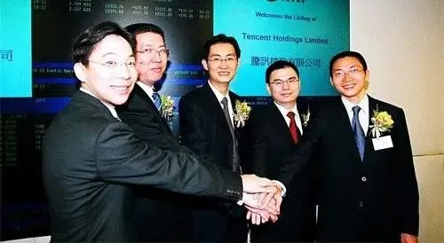永远走不出股权斗争的万科，到底踩了什么坑？