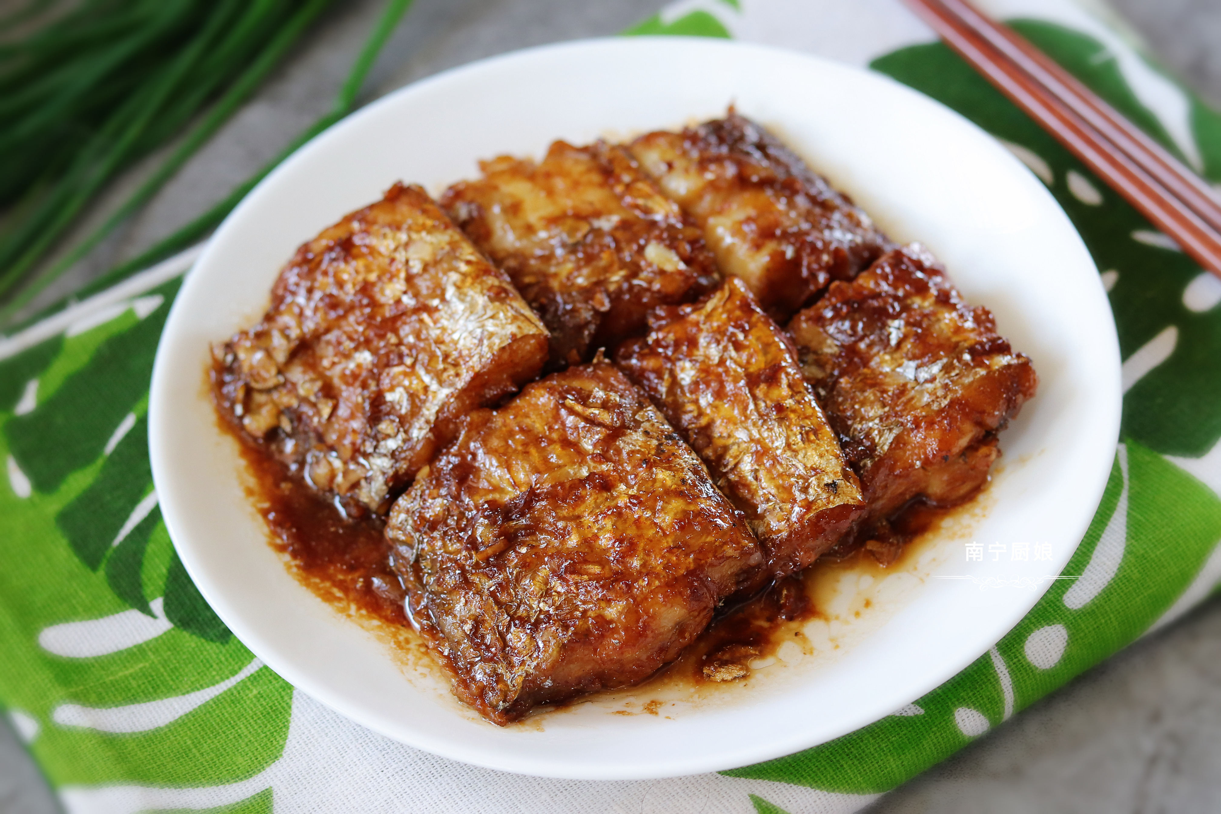 煎带鱼时，下锅前多做这一步很重要，煎出来不破皮，入味还没腥味