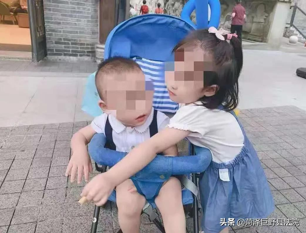 一对小姐弟从15楼坠亡，还不到3岁！一个多月后，生父被逮捕：涉嫌故意杀人