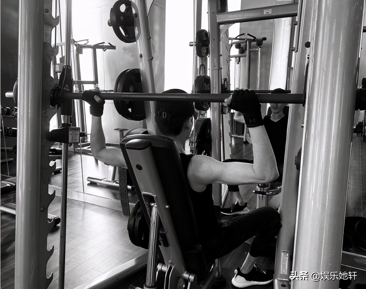 张翰工作室官宣，昨天还在健身今天就有新安排