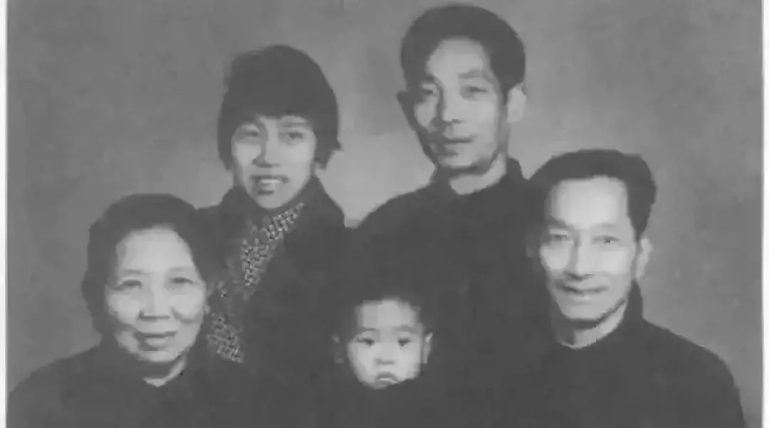 感动的爱情故事 睡前故事,给恋人的睡前小故事长篇 第7张