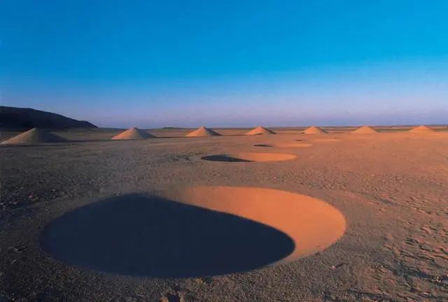 在沙漠里玩艺术，来看看这些创意吧