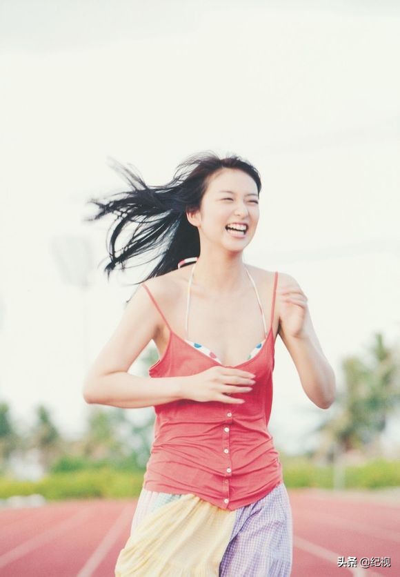 日本国民美少女武井咲美图图片