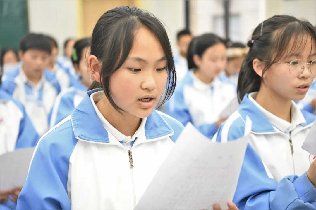 育人育心五育融合--新区中小学课后服务工作现场会在华阳中学召开