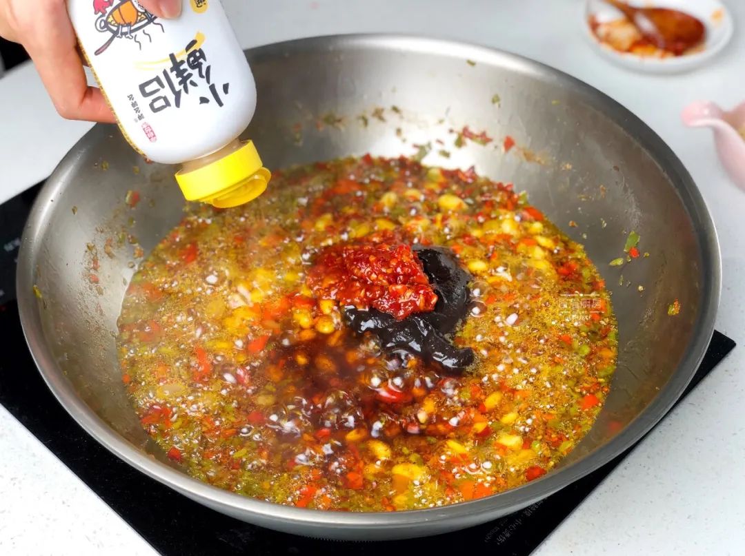 一碗黃豆一把辣椒，不曬不發酵，做法超簡單，香辣可口零添加