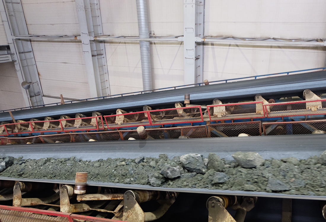 实拍俄罗斯最大钻石矿场，直接钻石诞生过程，原来是这么操作的