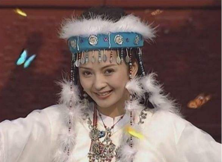 還珠：兩版香妃進(jìn)宮獻(xiàn)舞，老版的仙女下凡，新版：你賣羊肉串？
